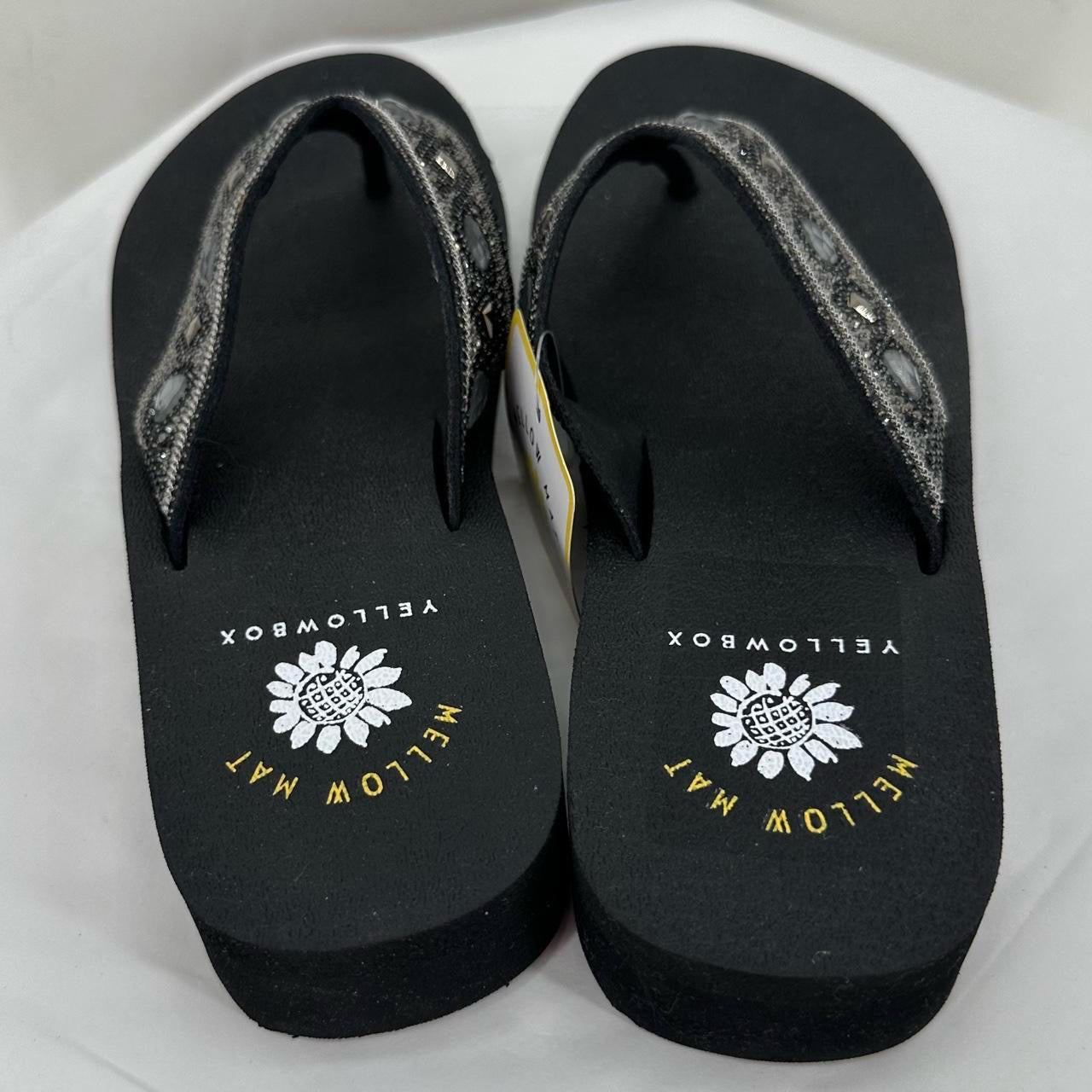 Black W Shoe Size 7 YELLOW BOX Sandals