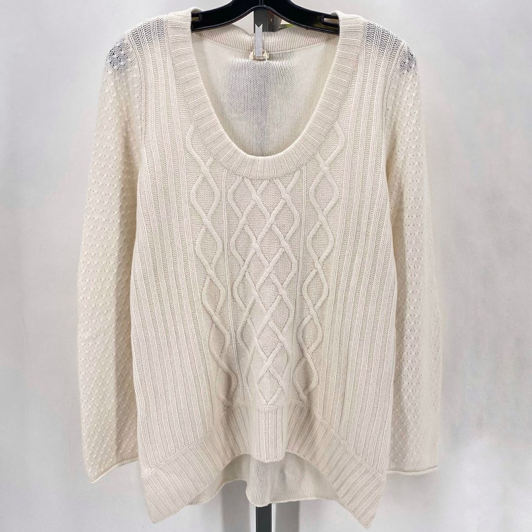 Size S QI Cashmere Sweater