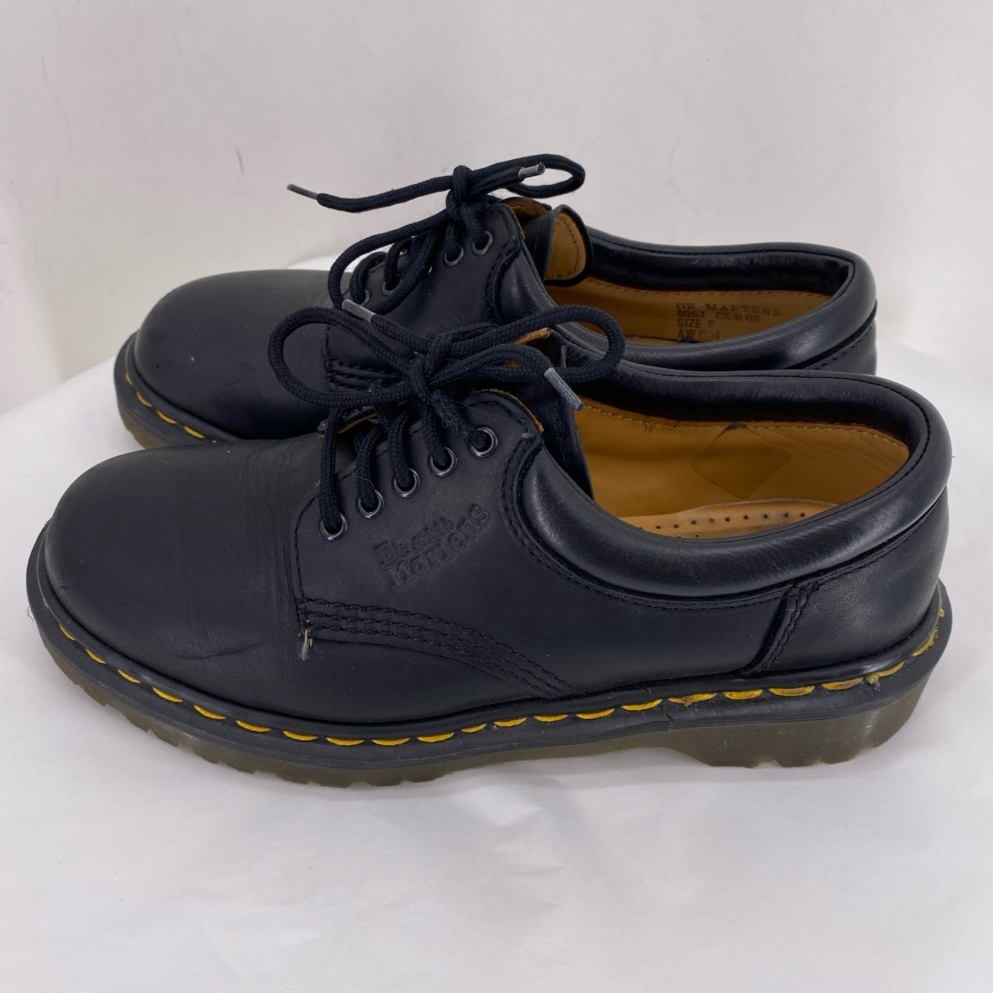 Black W Shoe Size 6 DR. MARTENS Flats