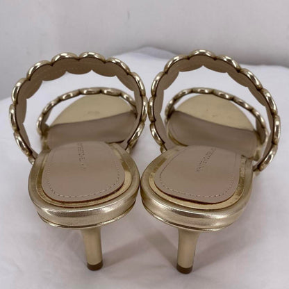 GOLD W Shoe Size 6.5 WHITE HOUSE BLACK Heels