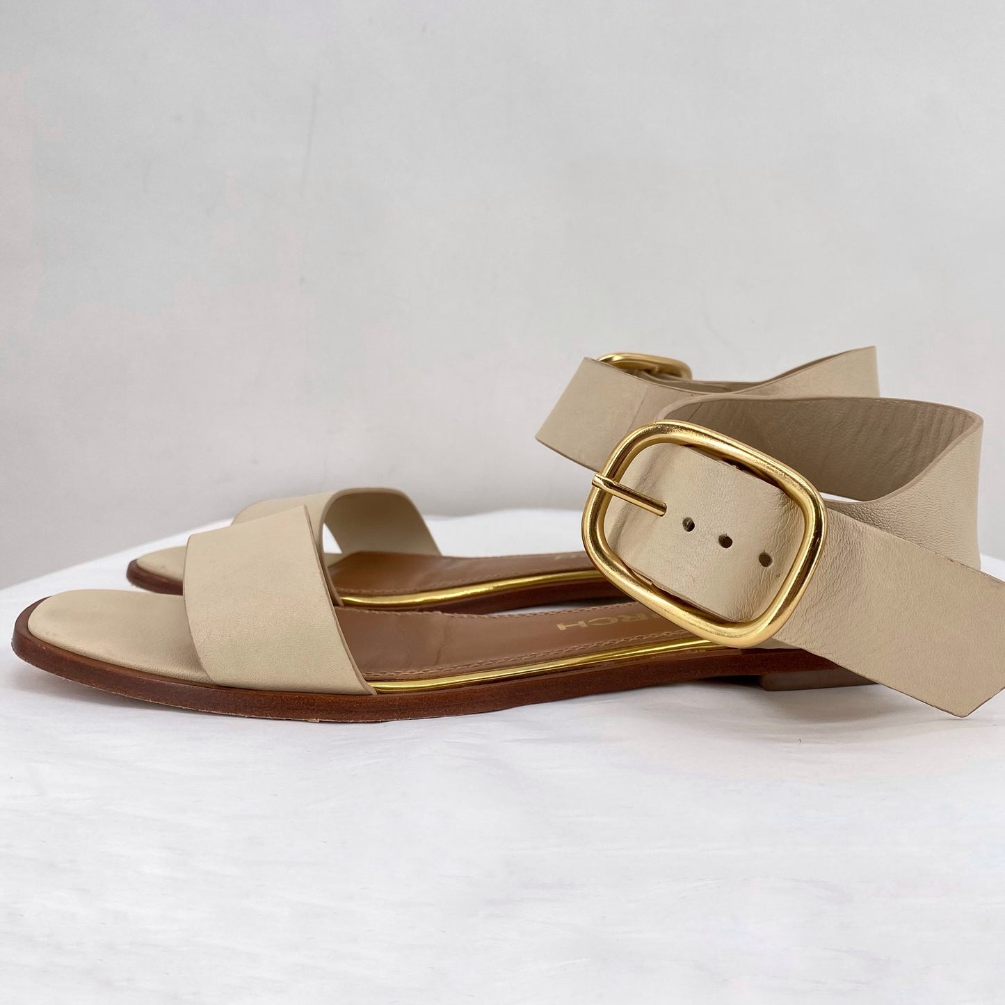 Cream W Shoe Size 8.5 TORY BURCH Sandals