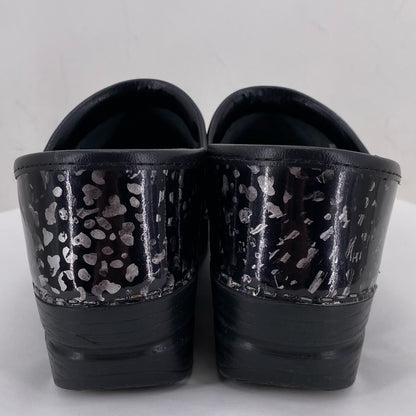 BLACK/SILVER W Shoe Size 36 DANSKO Clog