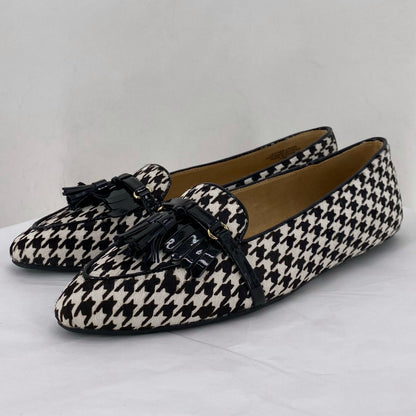 BLACK/WHITE W Shoe Size 7.5 TALBOTS Flats