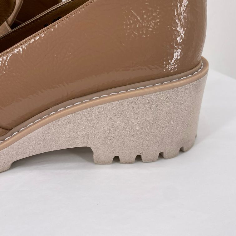 Tan W Shoe Size 9 DOLCE VITA Loafer