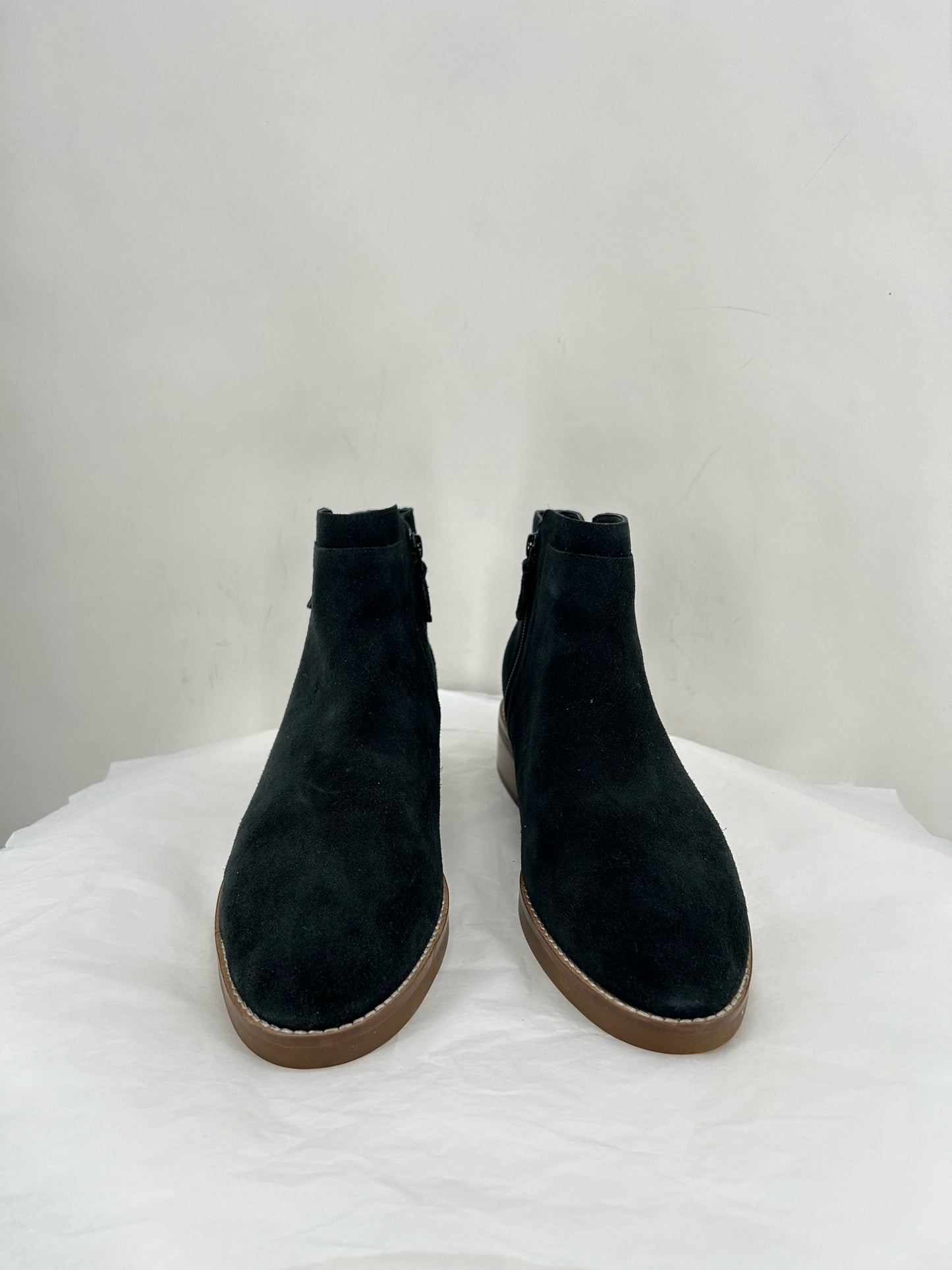 Black W Shoe Size 9.5 COLE HAAN Boots