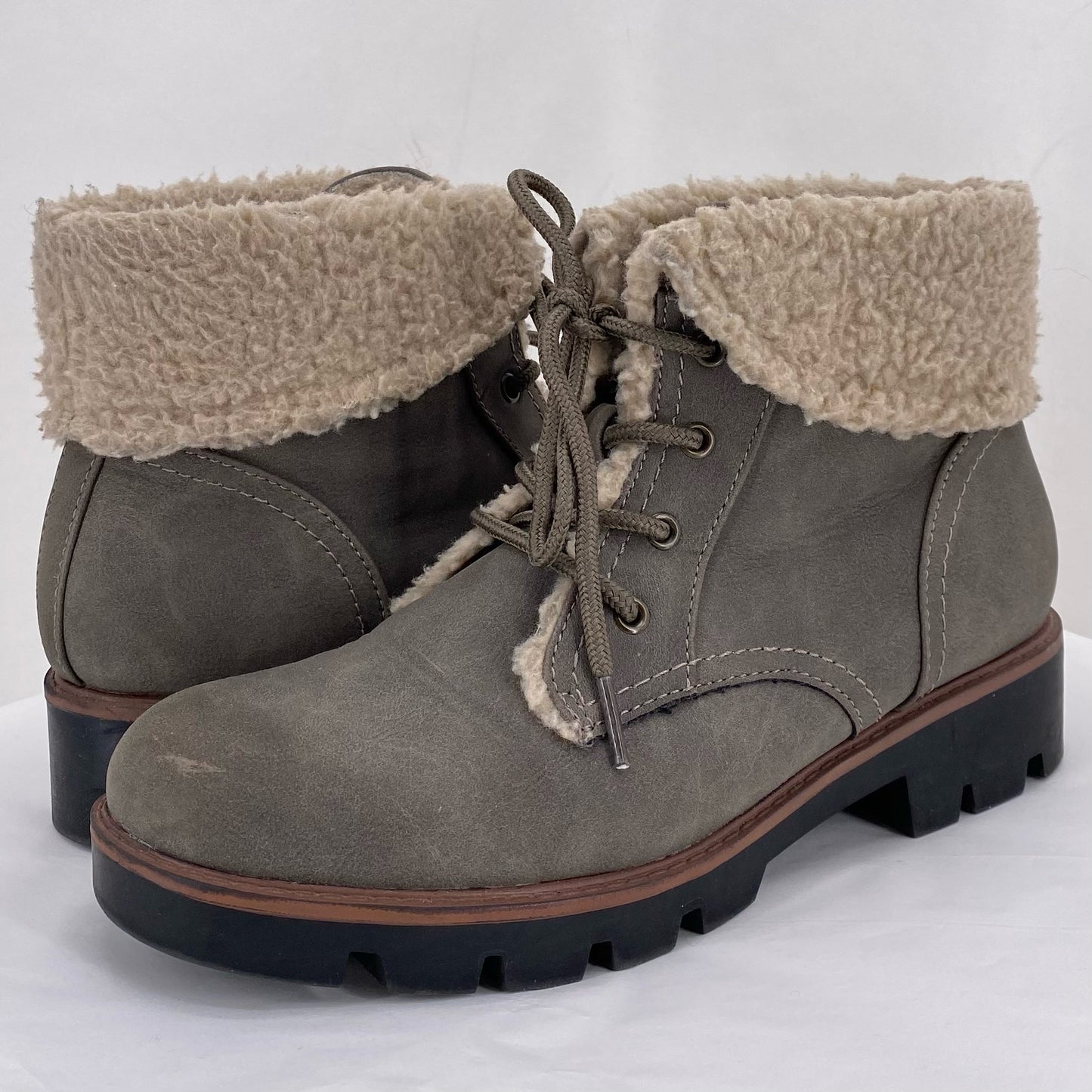 Gray W Shoe Size 8.5 Cliffs Boots