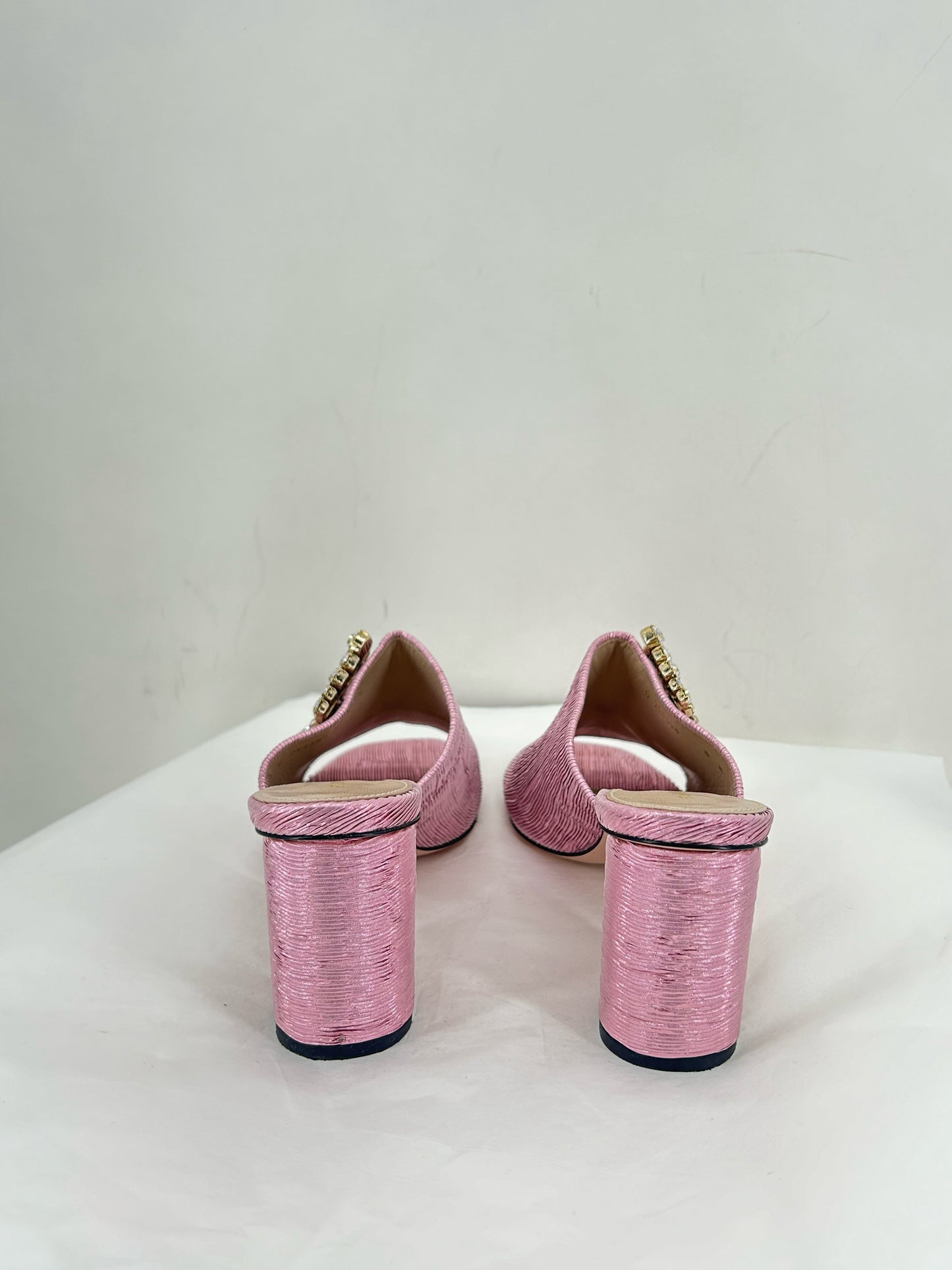 Pink W Shoe Size 8 STUART WEITZMAN Heels