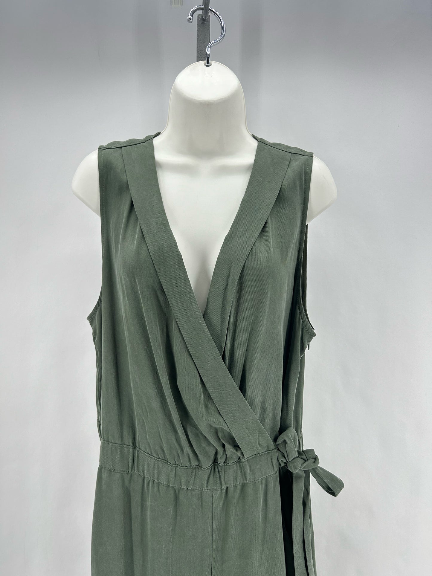 Size 16 BANANA REPUBLIC ROMPER