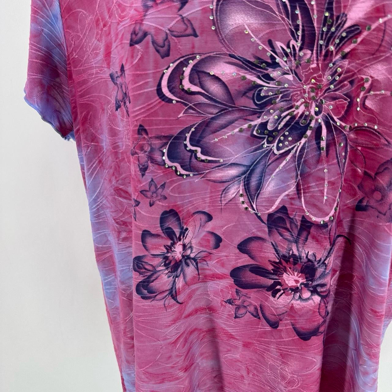 Size M CATHY DANIELS FLOWERS Shirt