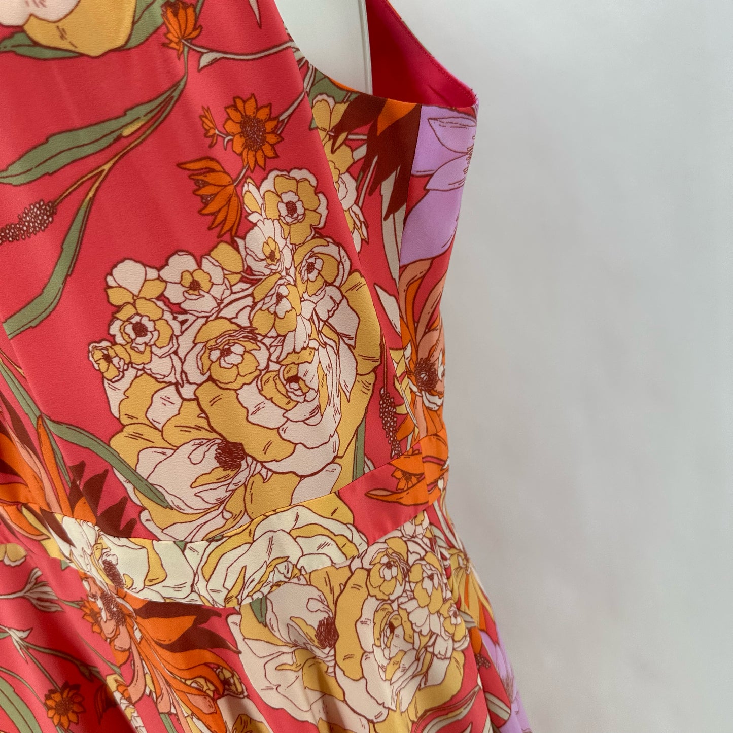 Size 8 VINCE CAMUTO Floral Dress