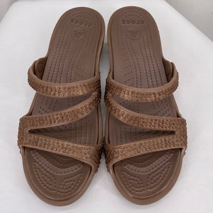 BROWN W Shoe Size 8 CROCS Sandals