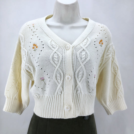 Size M ORIGINALITY Sweater