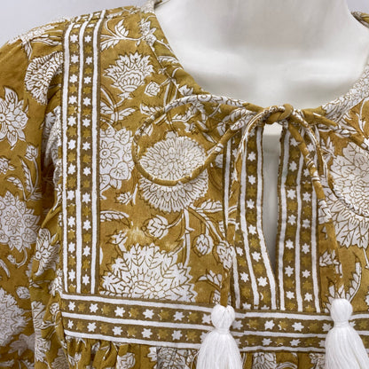 Size S FLOWERS Shirt