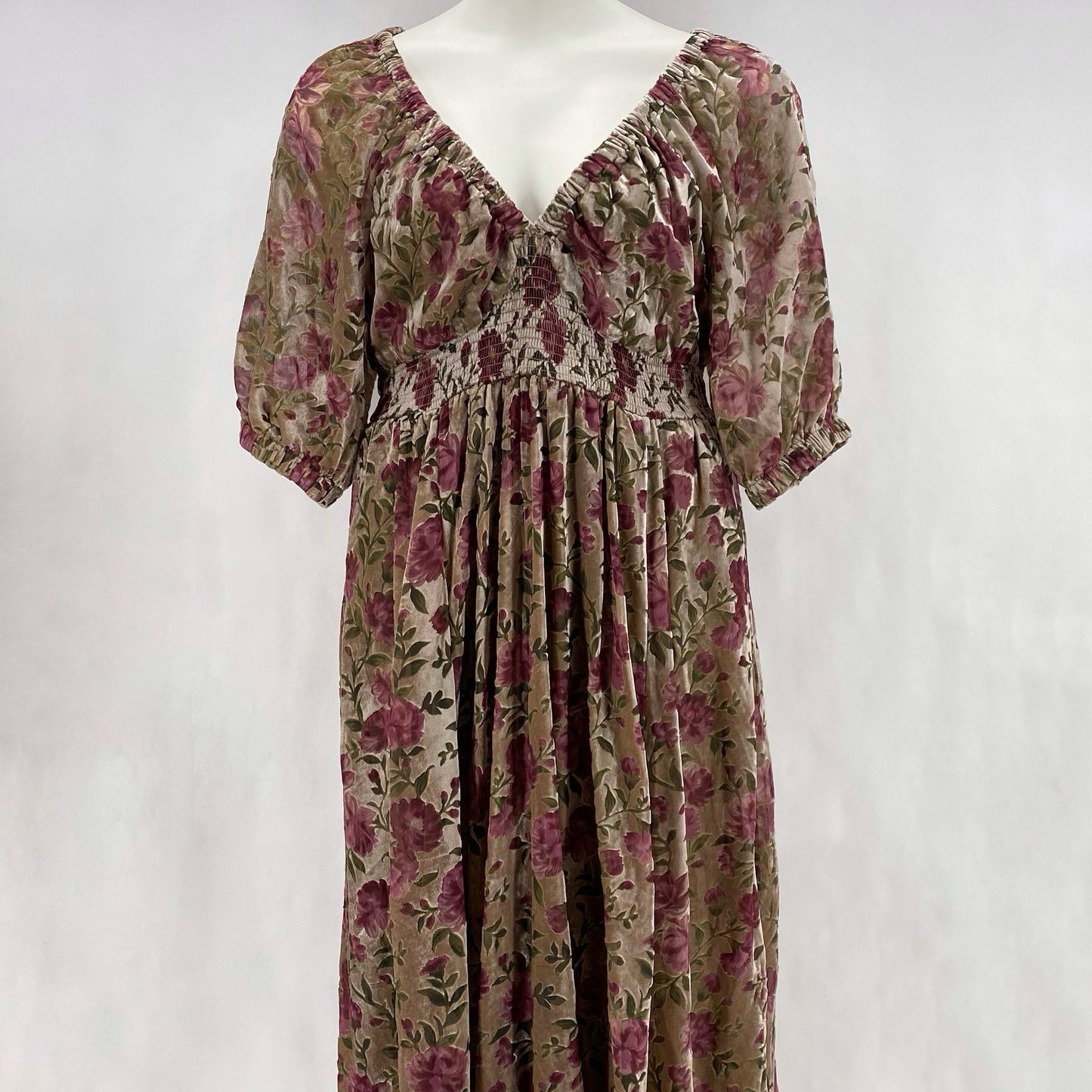 Size 0 TORRID Velvet FLOWERS Dress
