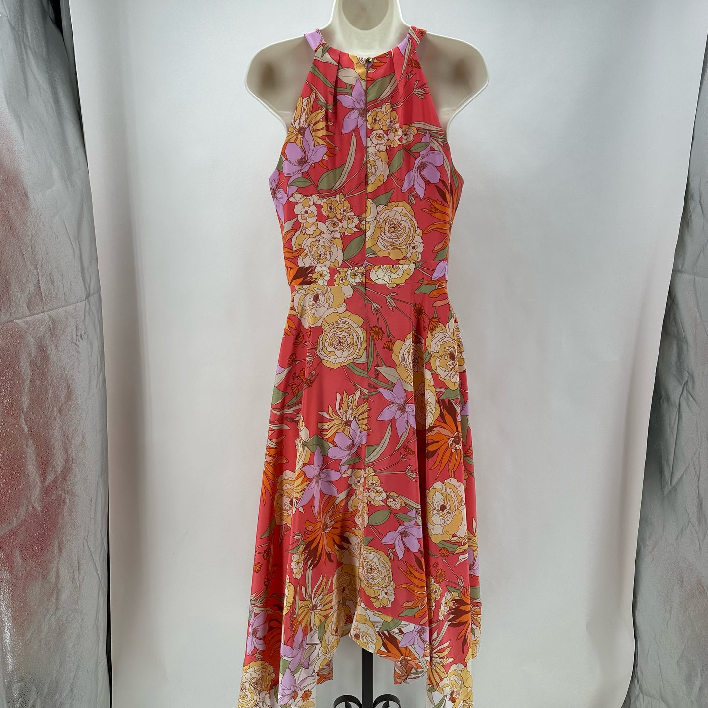 Size 8 VINCE CAMUTO Floral Dress