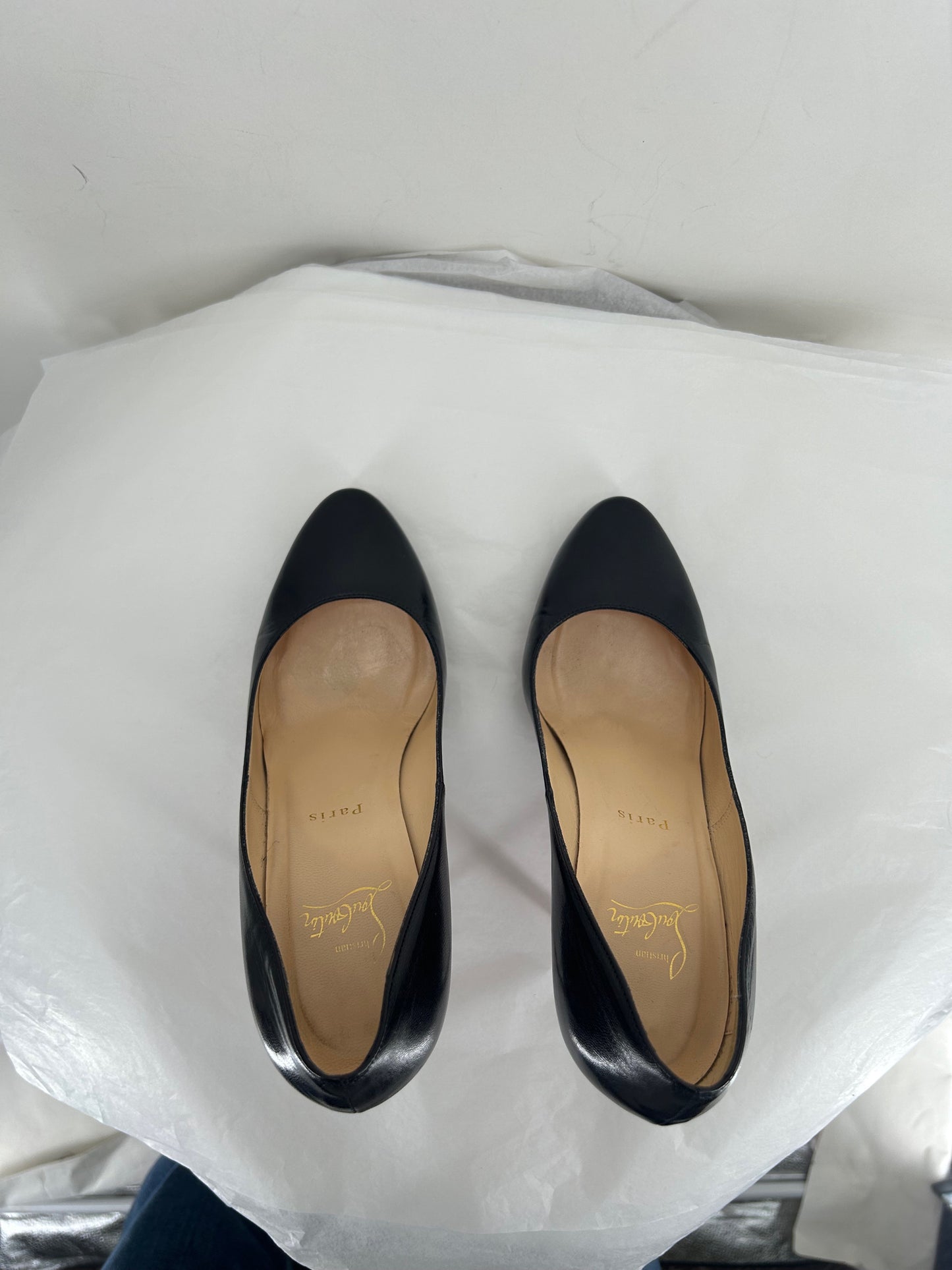 Black W Shoe Size 8.5 LOUBOUTIN Heels