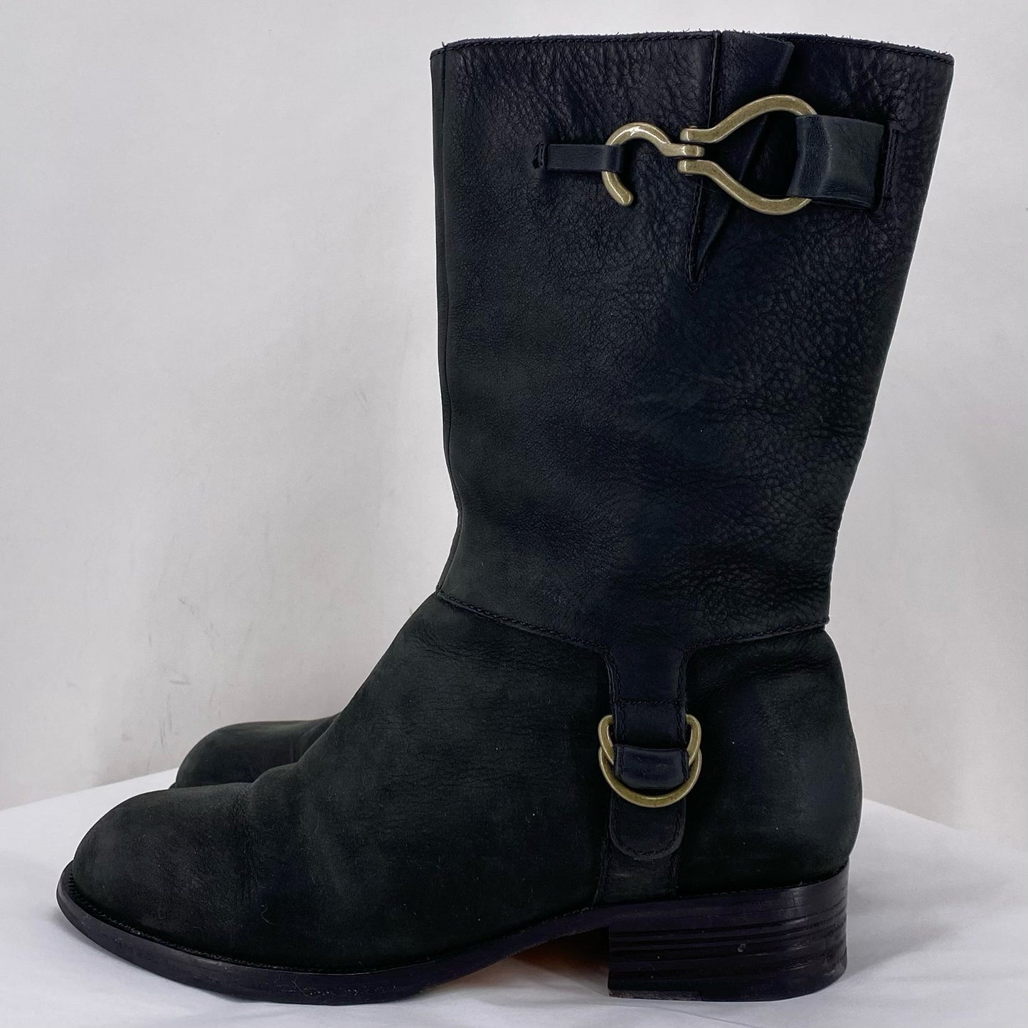 Black W Shoe Size 8 COLE HAAN Boots