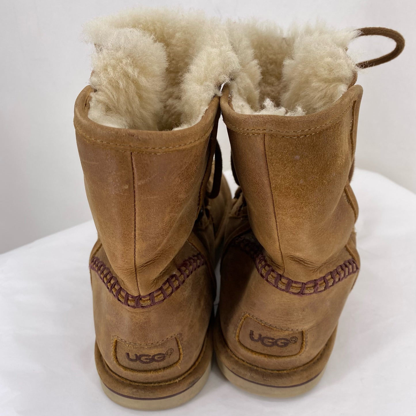 BROWN W Shoe Size 8 UGG Boots