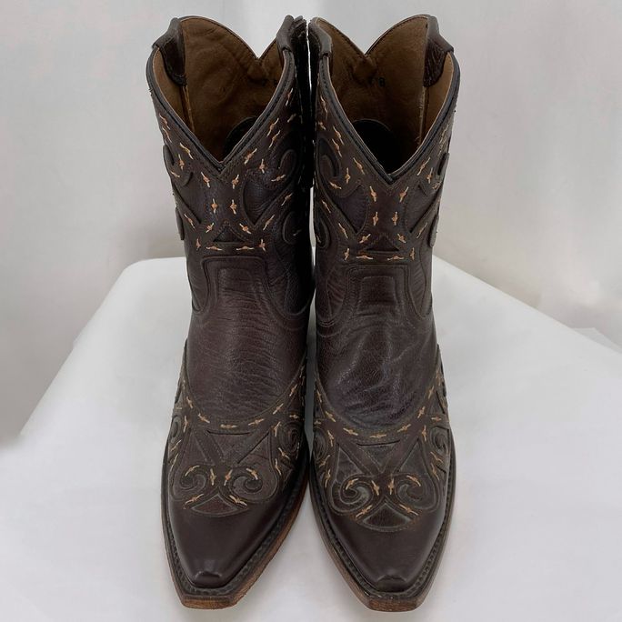 CHOCOLATE W Shoe Size 7 ARIAT Boots