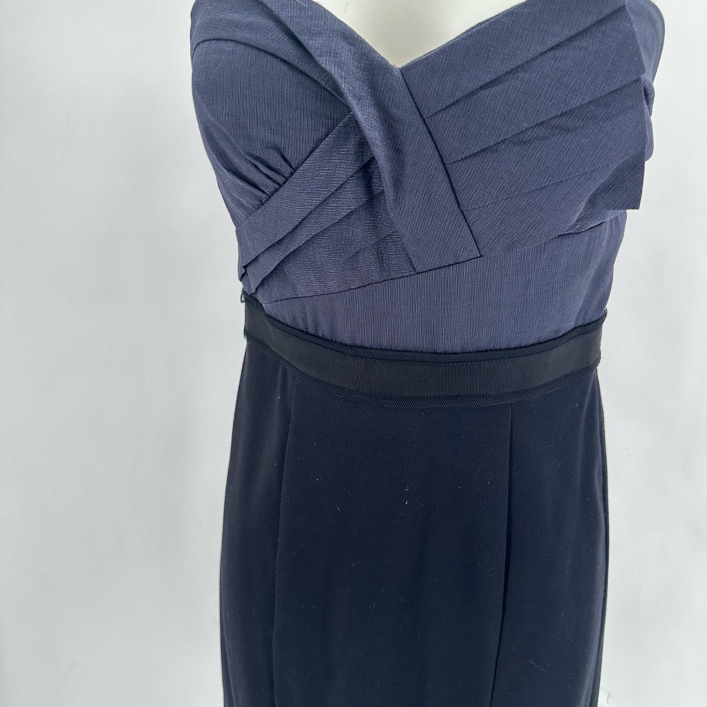 Size 4 BCBG MAXAZRIA Dress