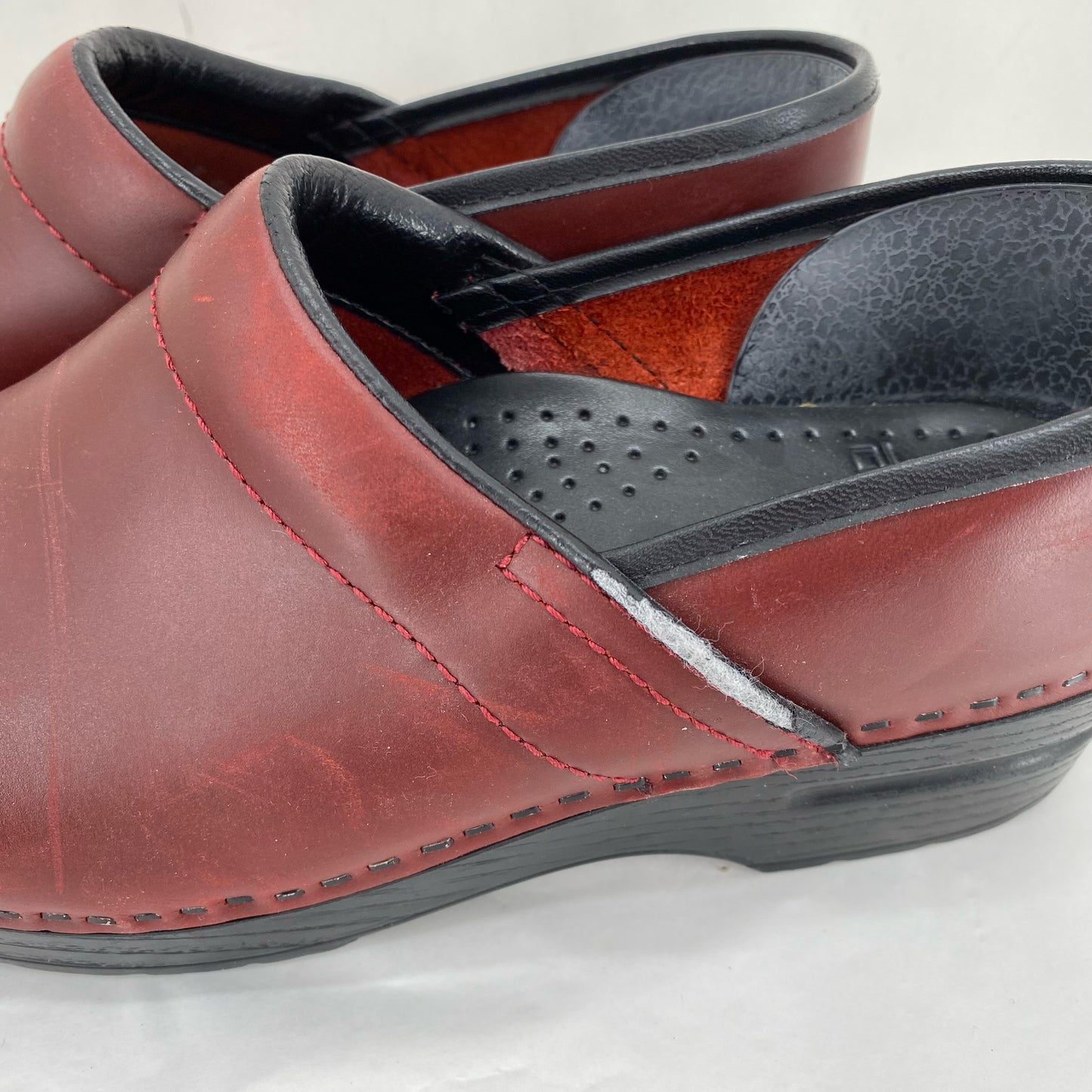 Red W Shoe Size 38 DANSKO Clog