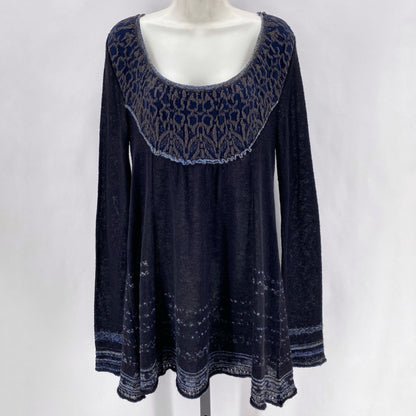 Size L FREE PEOPLE Sweater
