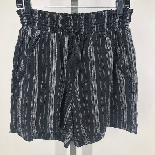 Size M BRIGGS Stripe Shorts
