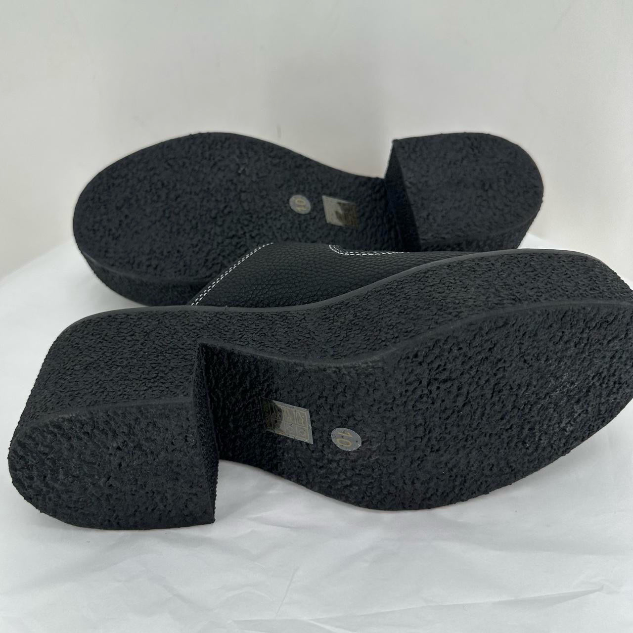 Black W Shoe Size 10 Sandals