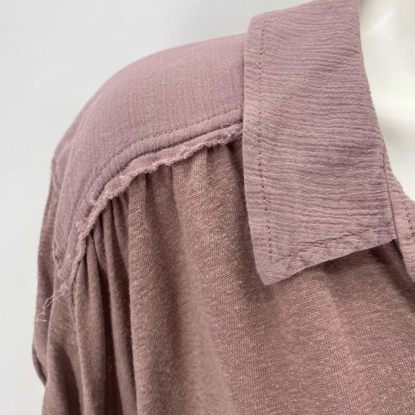 Size M FREE PEOPLE Shirt