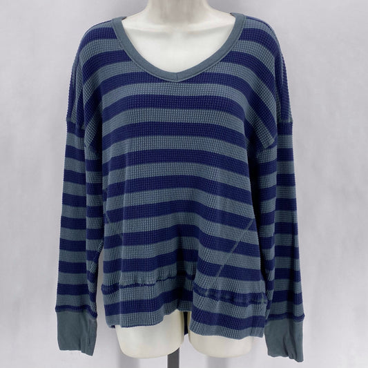 Size M OFFLINE Stripe Athletic Wear