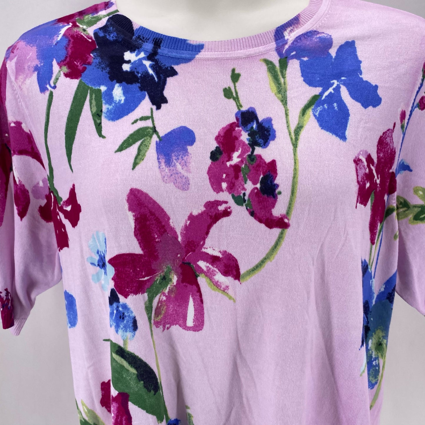 Size 4 CHICO'S FLOWERS Sweater