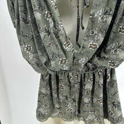 Size M WILLOW-ROOT FLOWERS Shirt