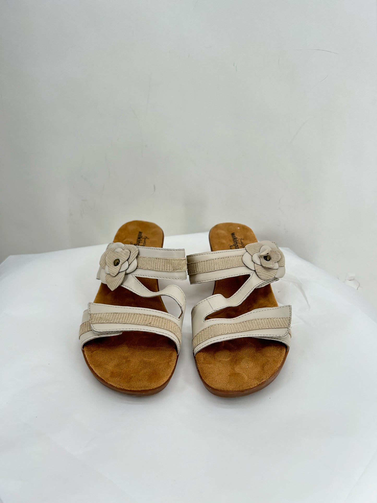 Beige W Shoe Size 10 WALKING CRADLES Sandals