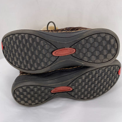 DARK BROWN W Shoe Size 6.5 BARE TRAPS Boots