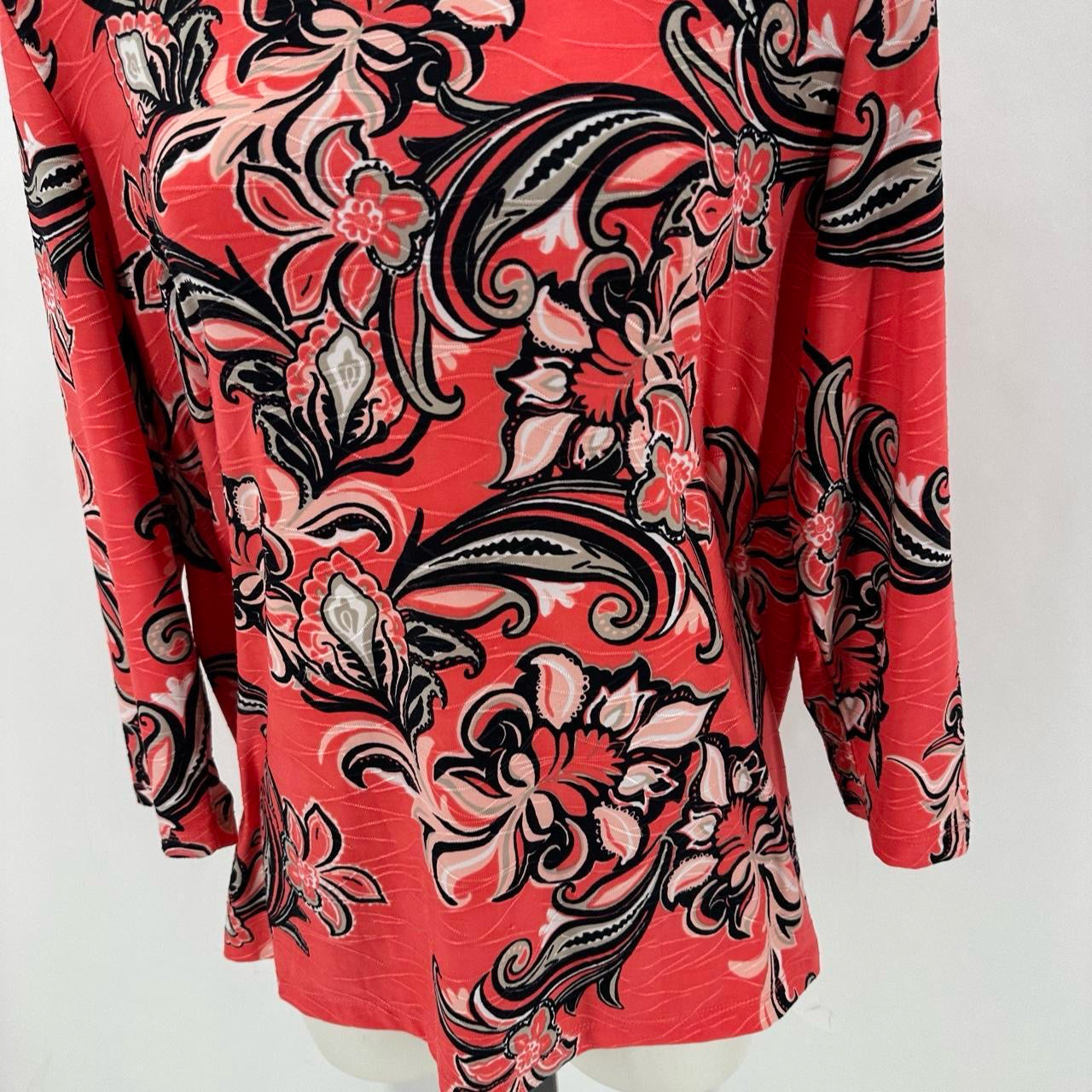 Size L CROFT & BARROW Floral Shirt