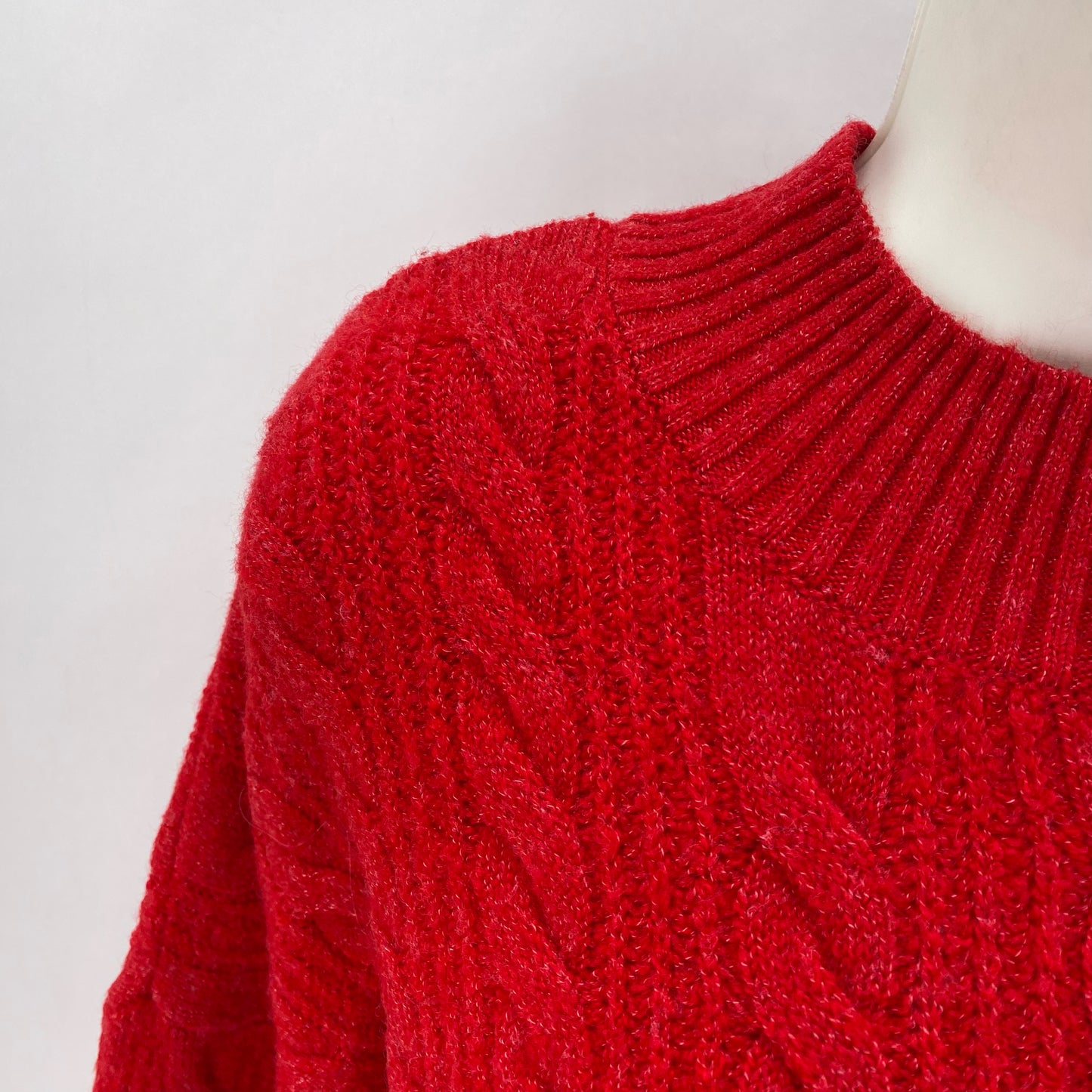 Size XL LIZ CLAIBORNE Sweater