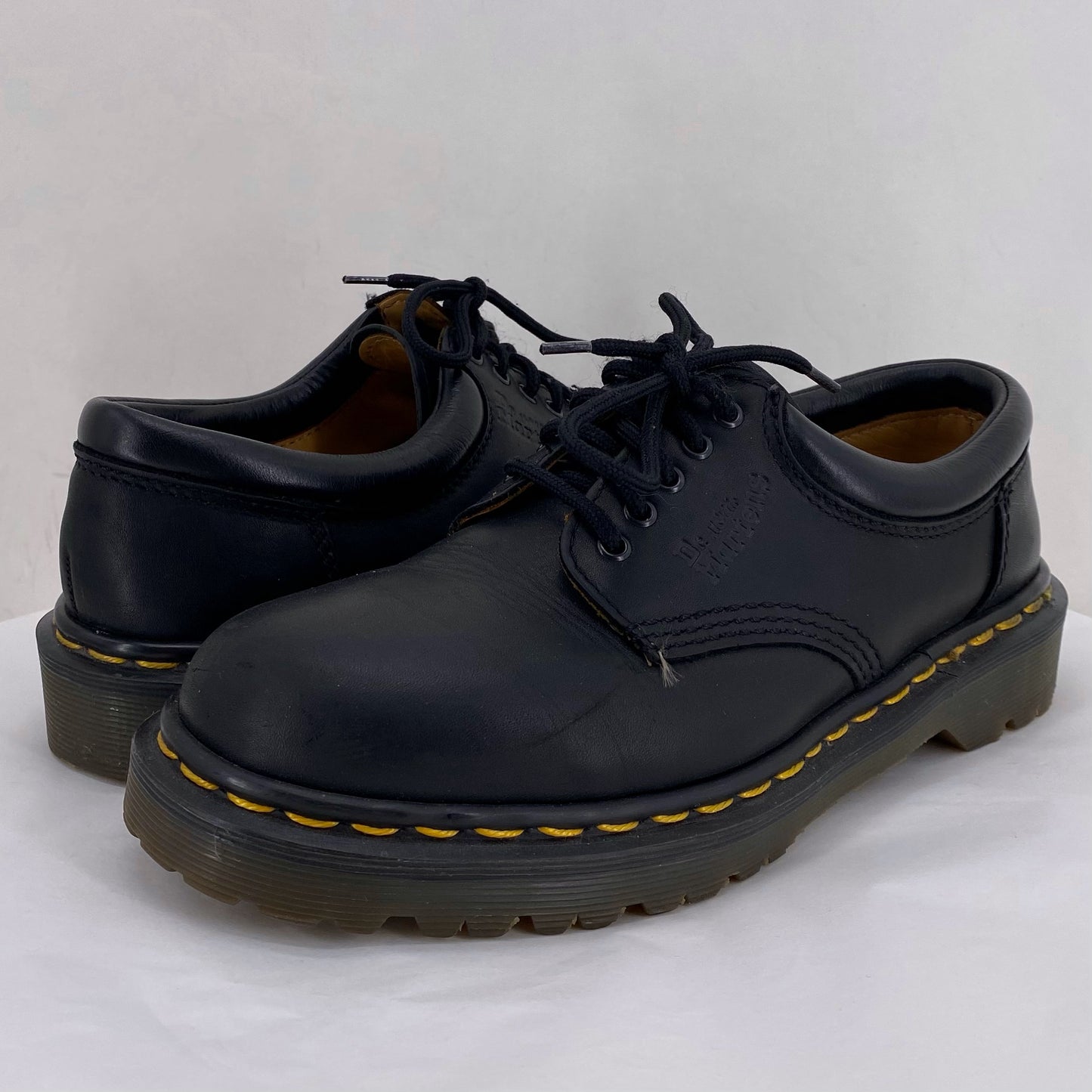 Black W Shoe Size 6 DR. MARTENS Flats
