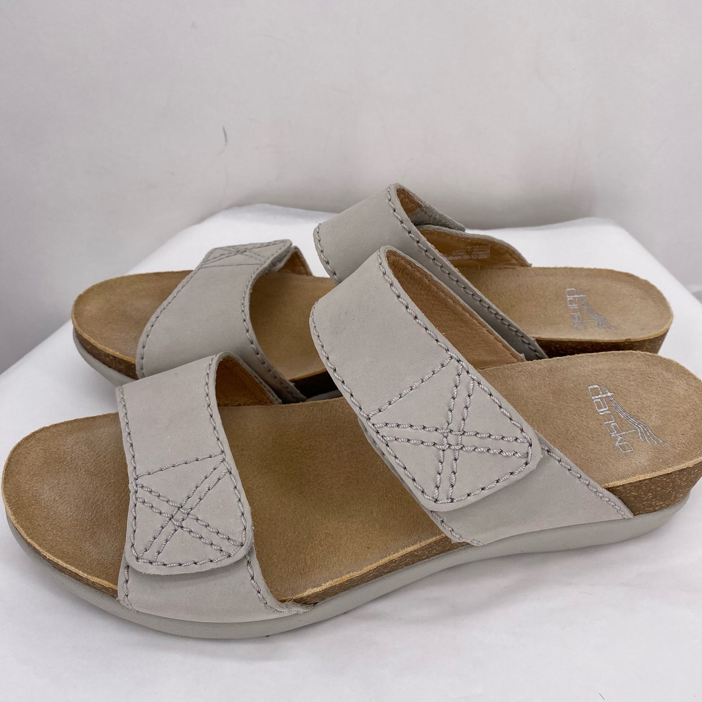 LT GRAY W Shoe Size 10 DANSKO Sandals