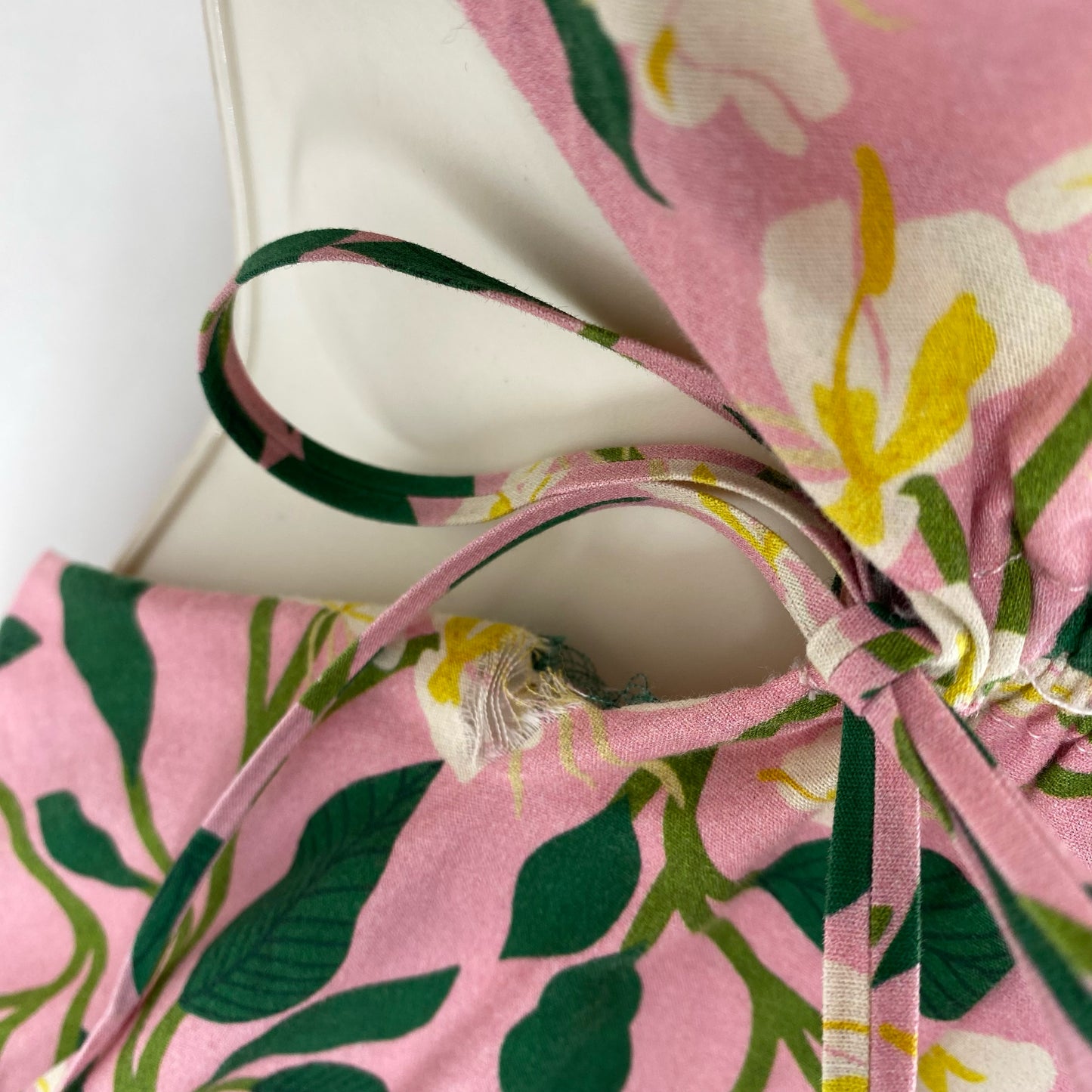 Size S AGUA LOS ANGELES Floral Dress