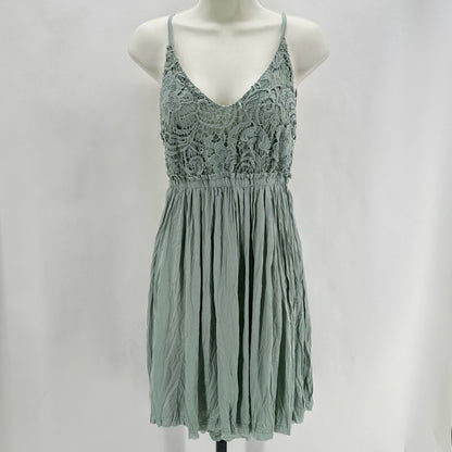 Size M R2 Dress