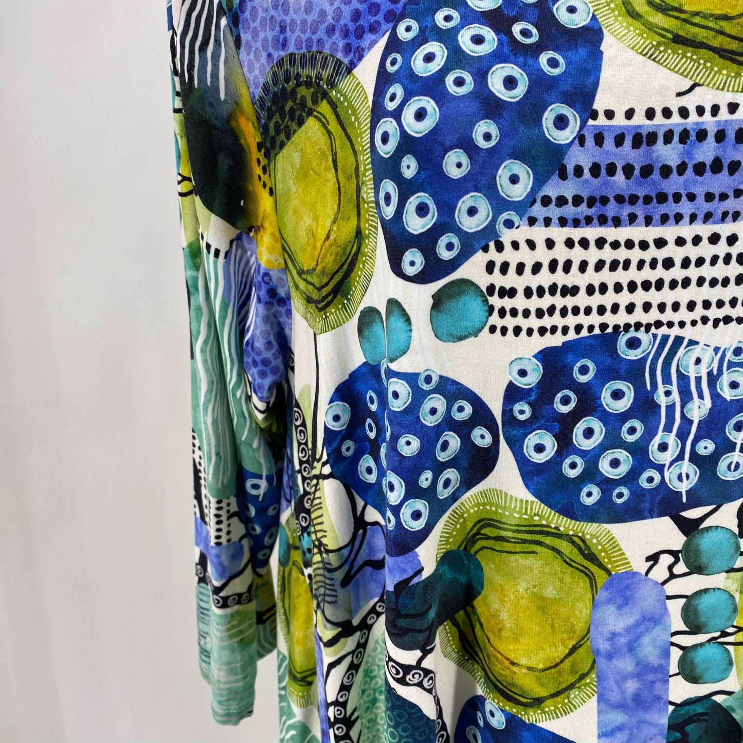 Size L KOZAN Abstract Tunic