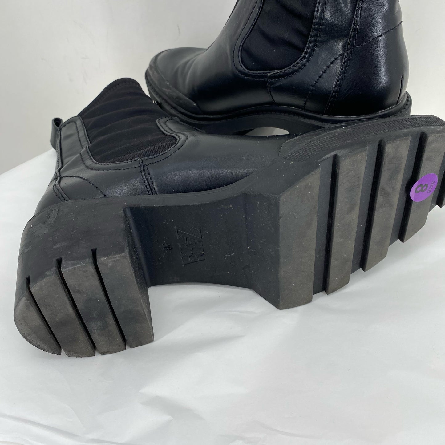 Black W Shoe Size 8 ZARA Boots