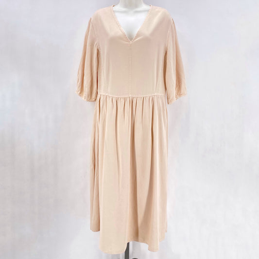 Size M EVERLANE Dress