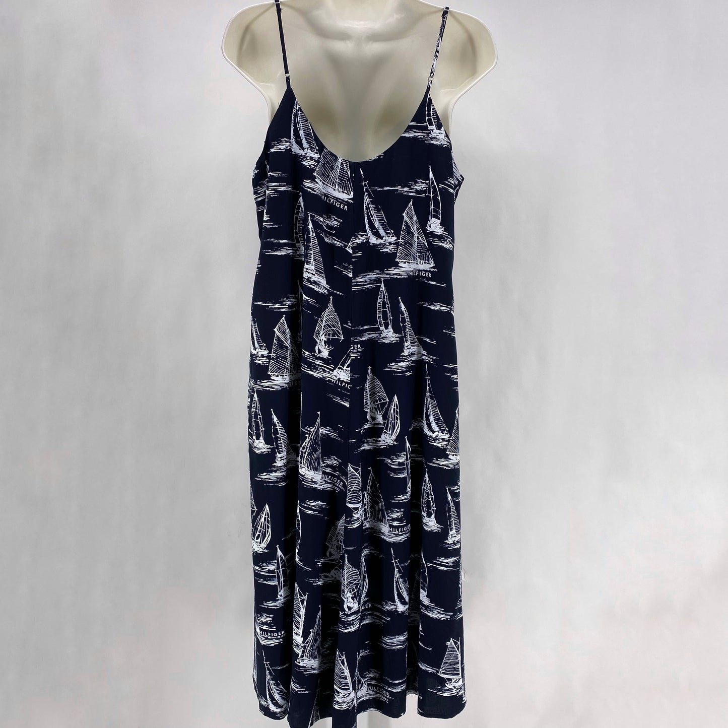 Size M TOMMY HILFIGER SAILBOATS Dress