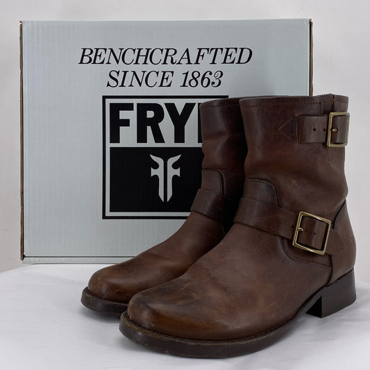 BROWN W Shoe Size 8 FRYE Boots