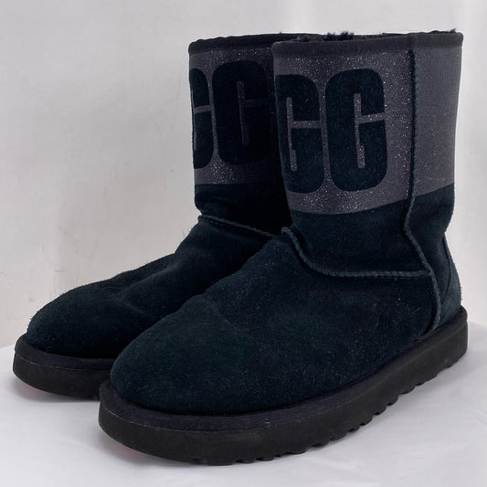 Black W Shoe Size 9 UGG Boots