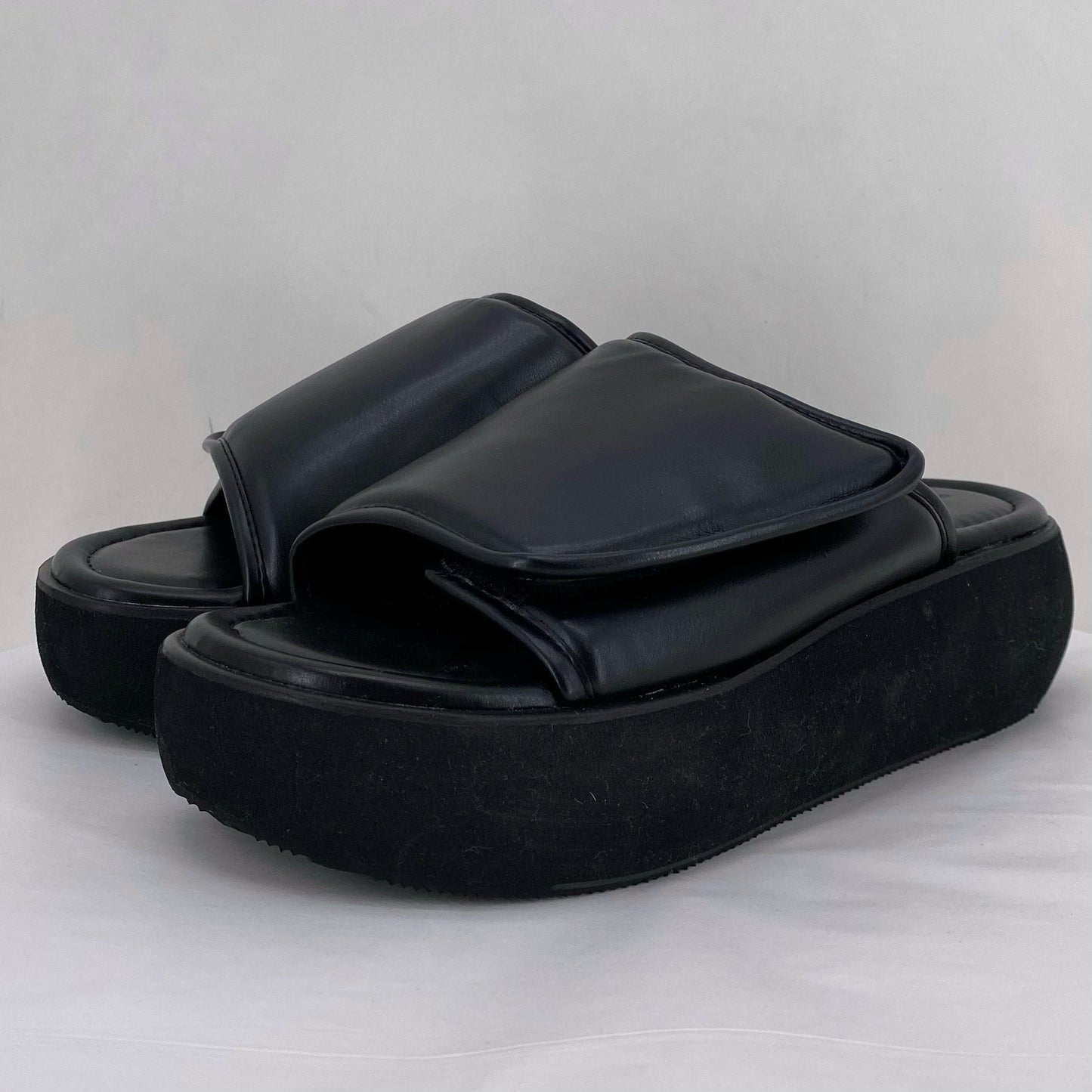 Black W Shoe Size 8 OAK + FORT Sandals