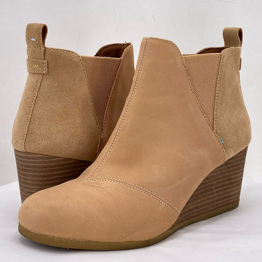 Beige W Shoe Size 10 TOMS shooties/booties