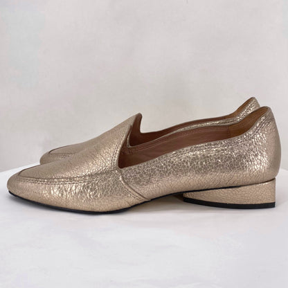 Champagne W Shoe Size 9 DONALD J PLINER Loafer
