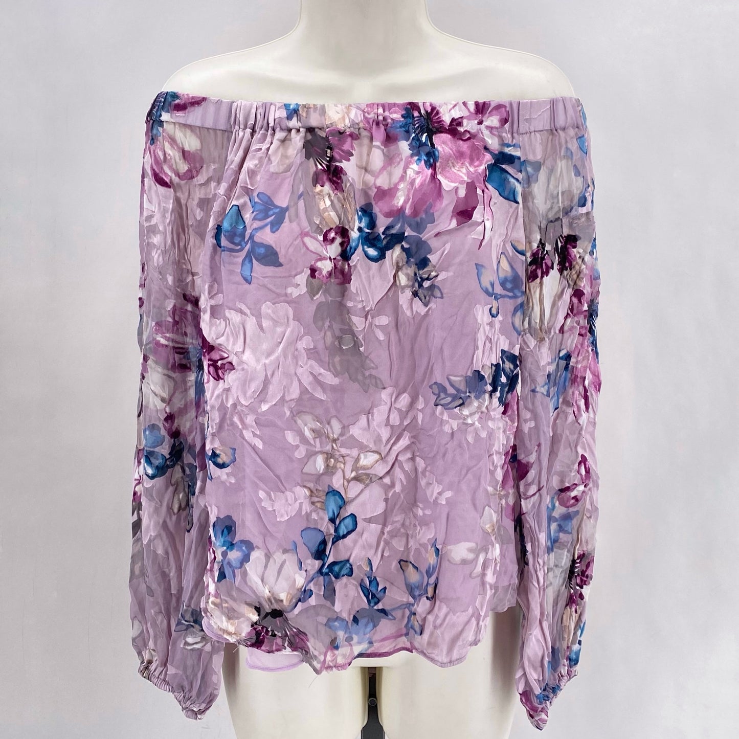 Size M WHITE HOUSE BLACK FLOWERS Shirt